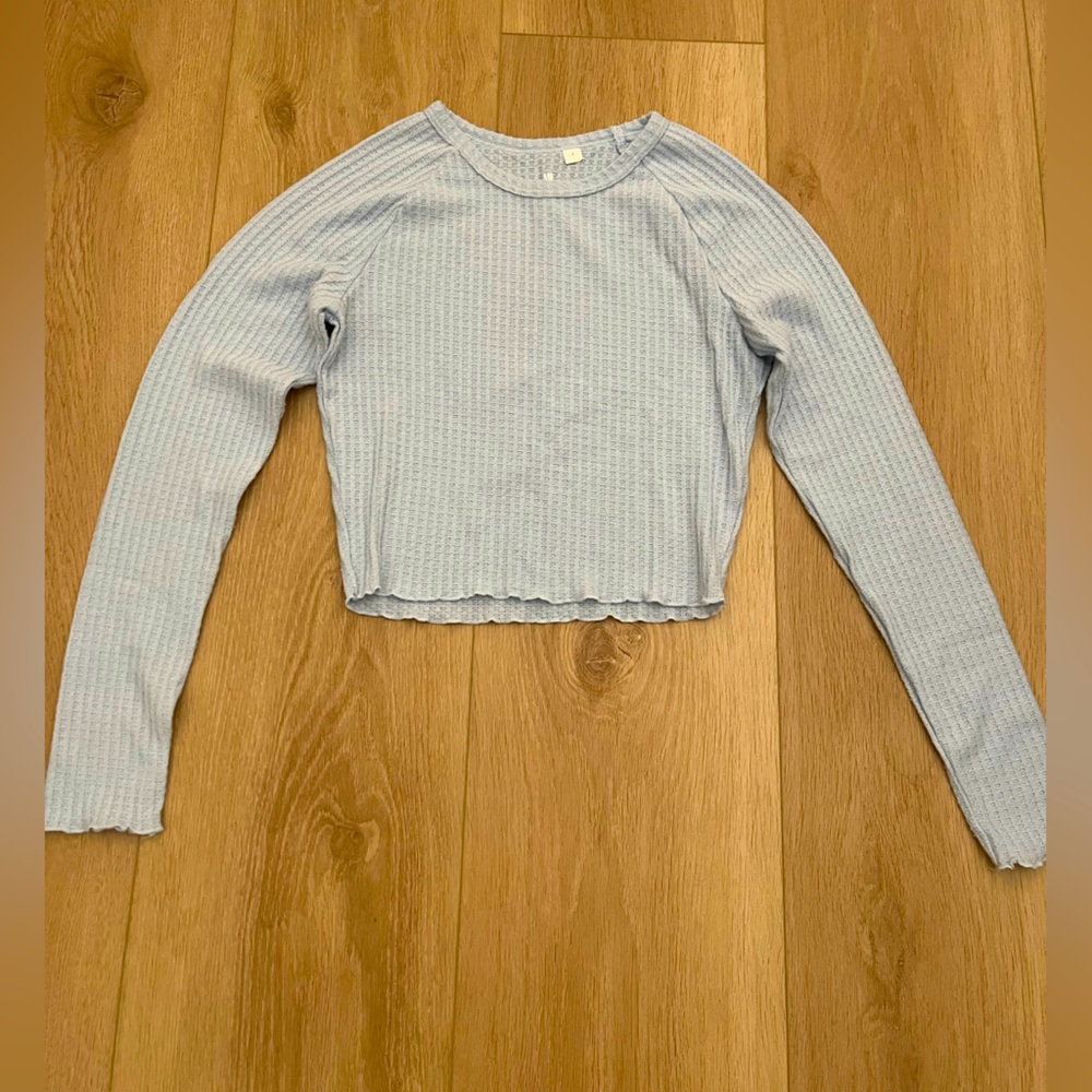 Me to We Cute light blue shirt